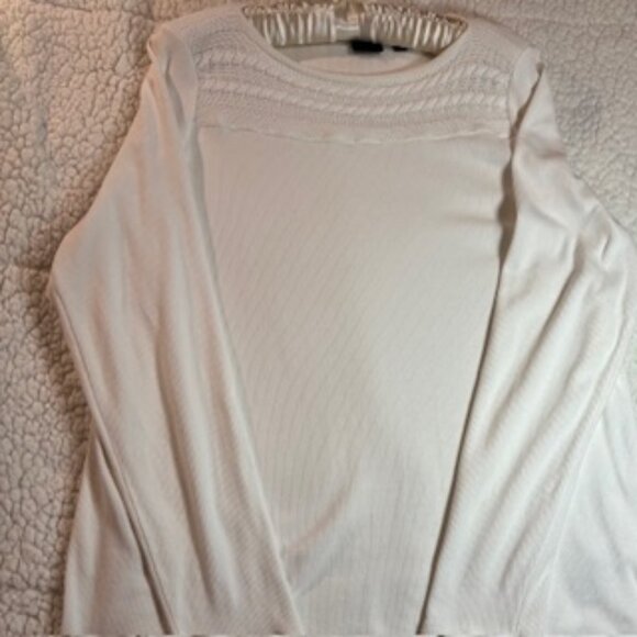 Rafaella Studio Sweaters - Rafaella Studio Woman's white sweater with cable knit around neckline